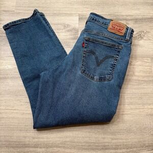 Levi's Women Wedgie Straight Jeans Medium Wash Button Fly Size 32x28